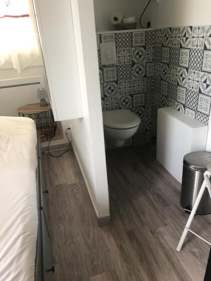Studio 11M2 Magny-Cours Extérieur photo